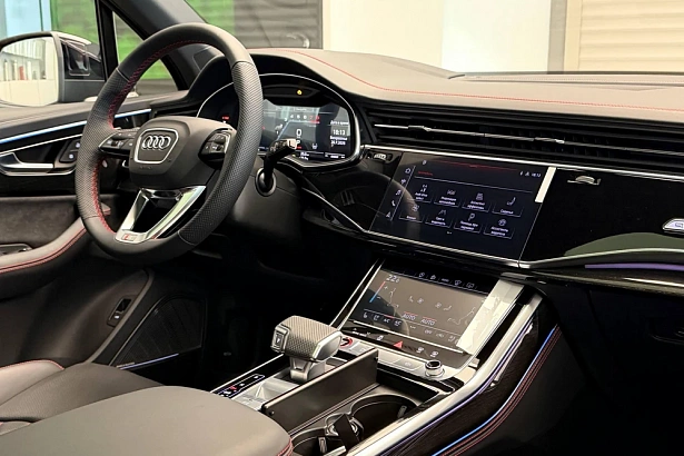 SQ7 TFSI Tiptronic 4.0 AT 4WD (507 л.с.) фото 5