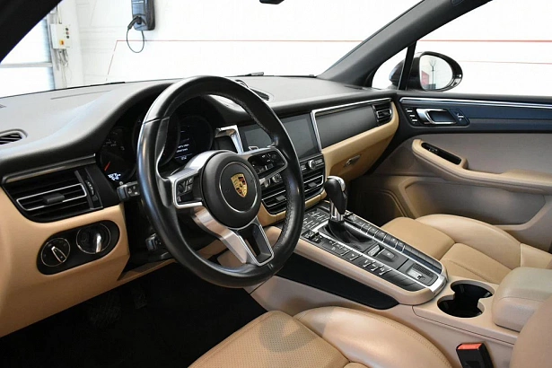 Macan Base 2.0 AMT 4WD (252 л.с.) фото 9