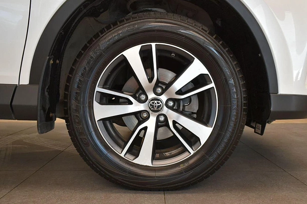 RAV4 Комфорт плюс 2.0 CVT 4WD (146 л.с.) фото 21