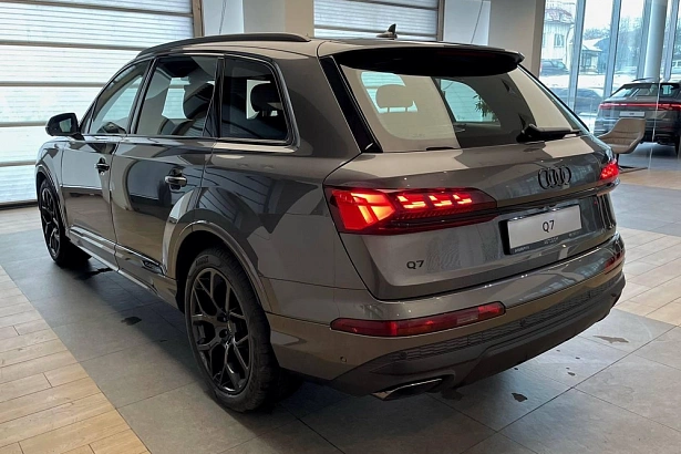 Q7 50 TDI quattro tiptronic 3.0d AT 4WD (286 л.с.) фото 3