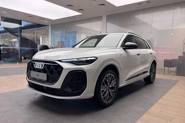 Q5 40 TFSI Quattro 2.0 AMT 4WD (204 л.с.) фото 1