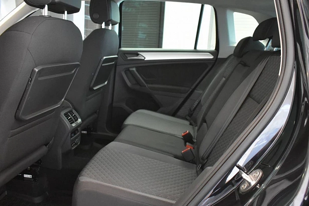 Tiguan Connect Plus 1.4 AMT (150 л.с.) фото 11