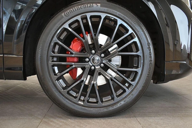 Q8 50 TDI 3.0d AT 4WD (286 л.с.) фото 36