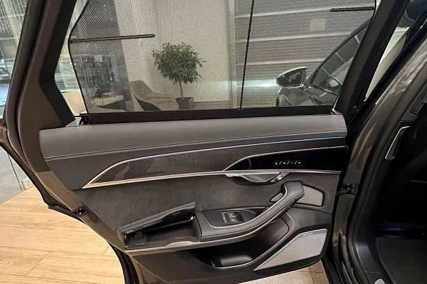 S8 S8 TFSI 4.0 AT 4WD (571 л.с.) фото 27