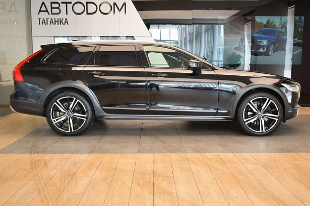 V90 Cross Country Pro 2.0d AT 4WD (190 л.с.) фото 6