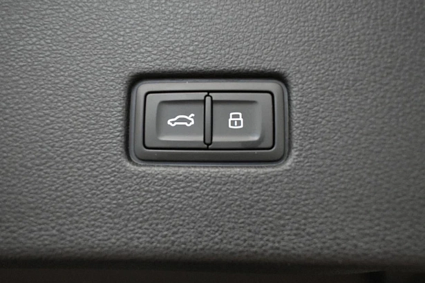 Q8 50 TDI 3.0d AT 4WD (286 л.с.) фото 35
