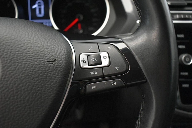 Tiguan Connect Plus 1.4 AMT (150 л.с.) фото 15