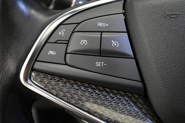 XT5 Premium Luxury 2.0 AT 4WD (200 л.с.) фото 16