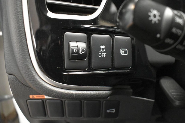 Outlander Instyle 2.0 CVT 4WD (146 л.с.) фото 14