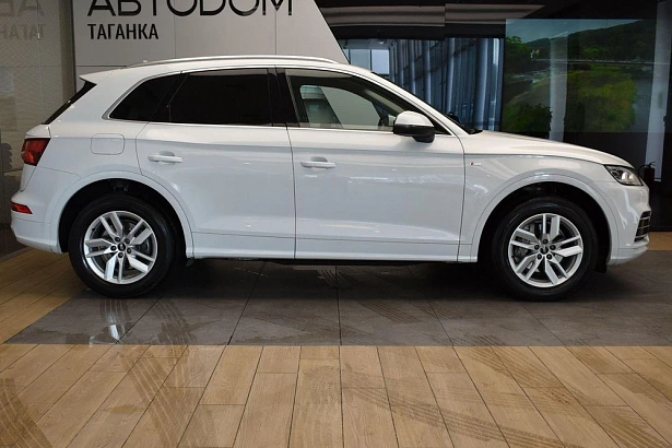 Q5 Sport 2.0 AMT 4WD (249 л.с.) фото 6