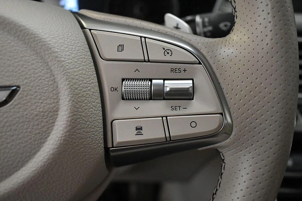 G70 Advance 2.0 AT 4WD (197 л.с.) фото 16