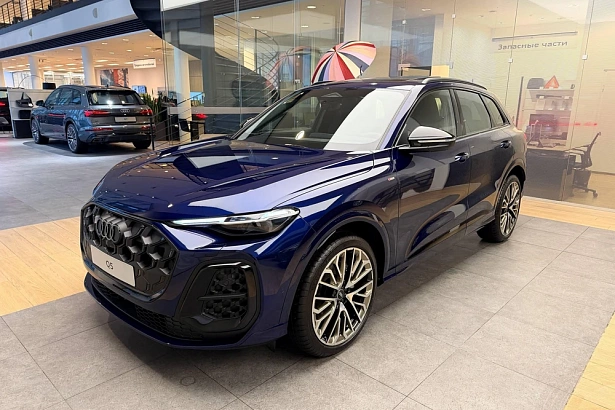 Q5 TFSI quattro S tronic 2.0 AMT 4WD (272 л.с.) фото 1