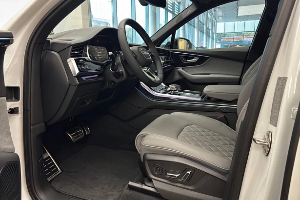 Q7 45 TFSI quattro tiptronic 2.0 AT 4WD (252 л.с.) фото 8