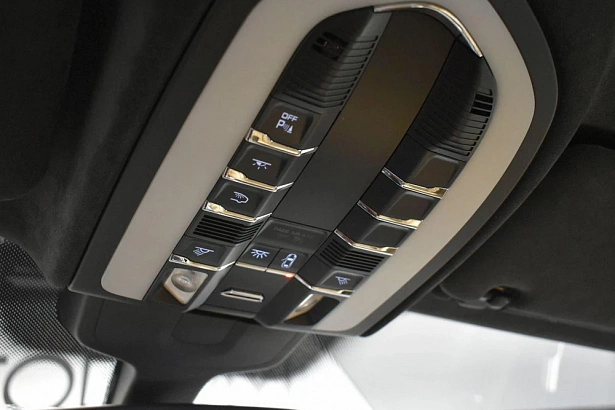 Cayenne Platinum Edition 3.0d AT 4WD (245 л.с.) фото 20
