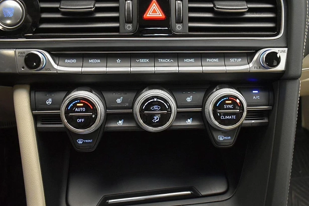 G70 Advance 2.0 AT 4WD (197 л.с.) фото 24