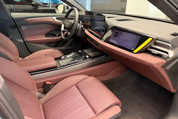 A6 TFSI Quattro S tronic 2.0 AMT 4WD (272 л.с.) фото 8