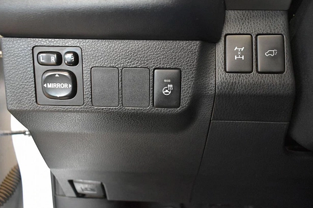 RAV4 Комфорт плюс 2.0 CVT 4WD (146 л.с.) фото 15