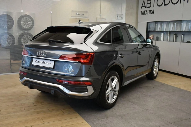 Q5 Sportback Base 2.0d AMT 4WD (204 л.с.) фото 5