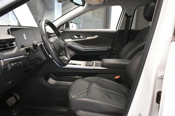 TXL Luxury 1.6 AMT 4WD (186 л.с.) фото 10