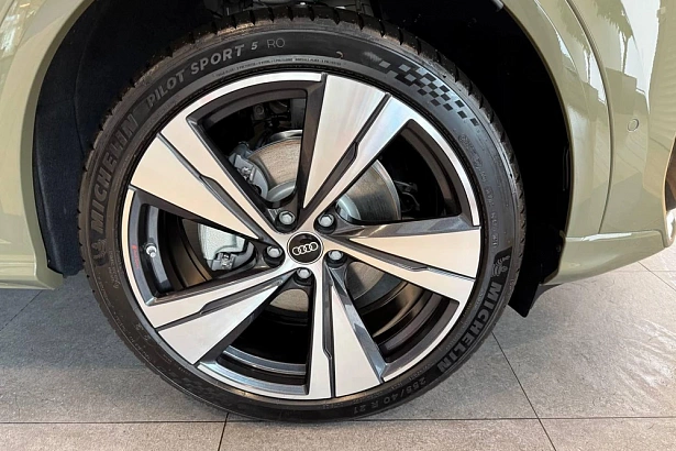 Q5 40 TFSI Quattro 2.0 AMT 4WD (204 л.с.) фото 6