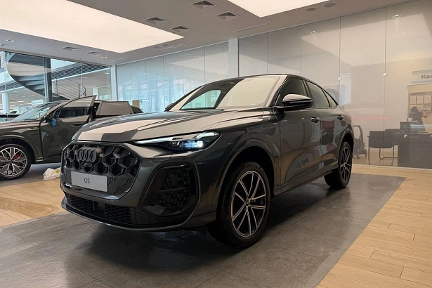 Q5 TFSI quattro S tronic 2.0 AMT 4WD (272 л.с.) фото 1
