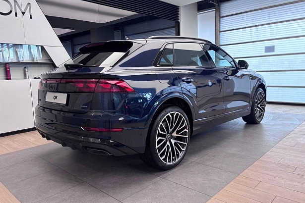 Q8 55 TFSI quattro tiptronic 3.0 AT 4WD (340 л.с.) фото 2