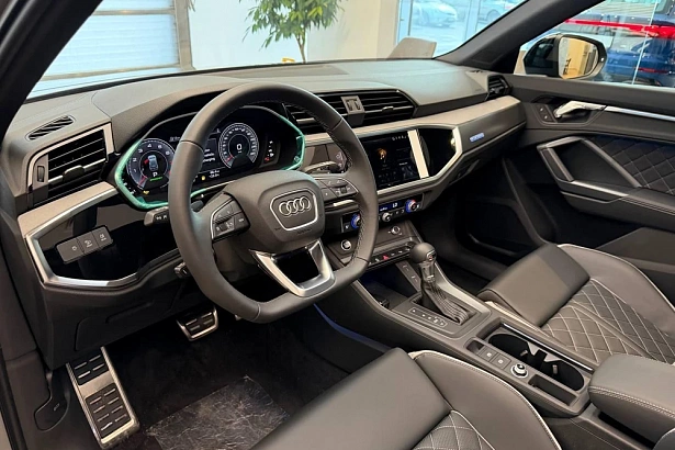 Q3 45 TFSI quattro S tronic 2.0 AMT 4WD (220 л.с.) фото 9