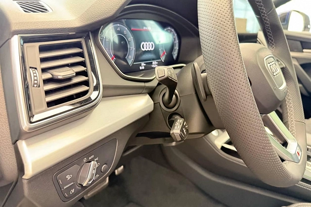 Q5 45 TFSI quattro S tronic 2.0 AMT 4WD (249 л.с.) фото 20