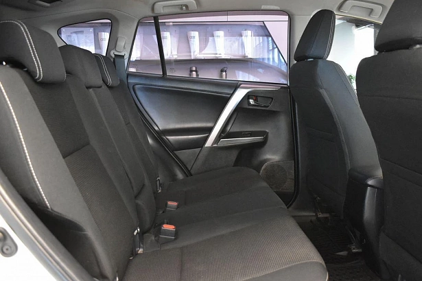 RAV4 Комфорт плюс 2.0 CVT 4WD (146 л.с.) фото 11