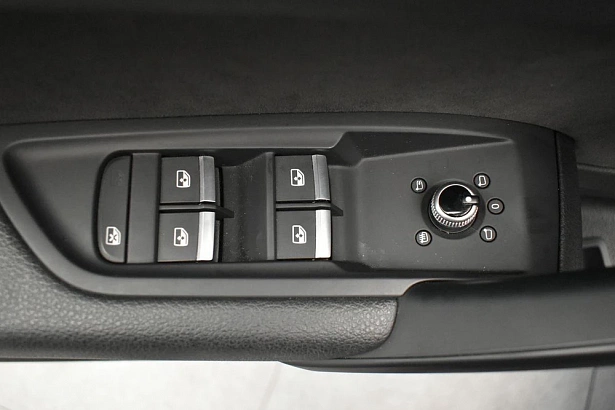 Q5 Sport 2.0 AMT 4WD (249 л.с.) фото 17