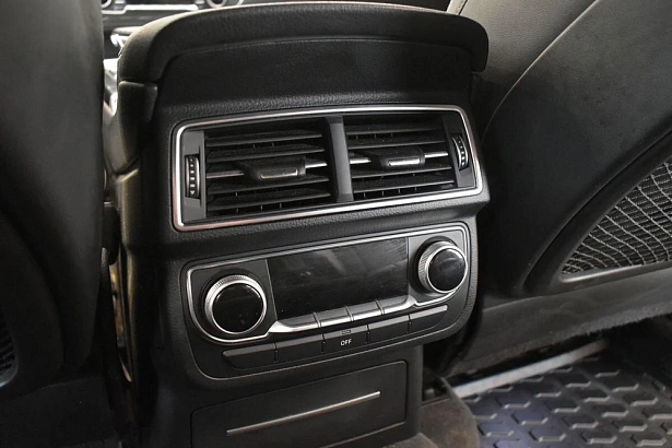 Q7 Sport 3.0d AT 4WD (249 л.с.) фото 27