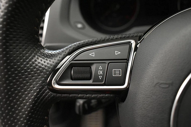 Q3 Sport 2.0 AMT 4WD (180 л.с.) фото 14