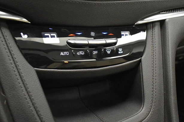 XT5 Premium Luxury 2.0 AT 4WD (200 л.с.) фото 25