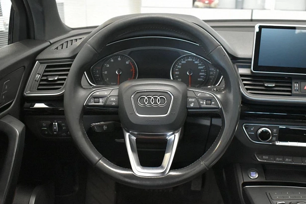Q5 Base 2.0 AMT 4WD (249 л.с.) фото 12