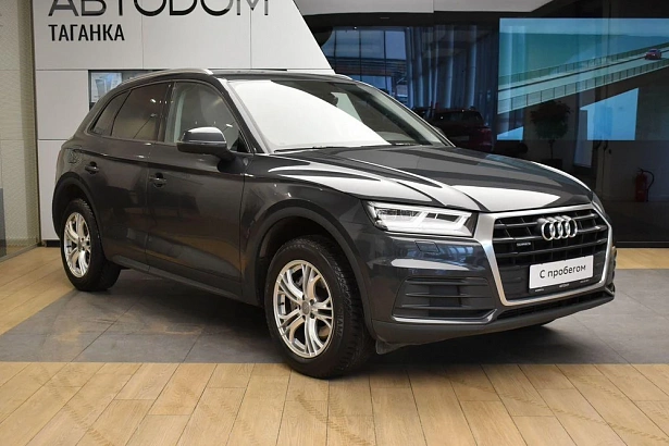 Q5 Base 2.0 AMT 4WD (249 л.с.) фото 2
